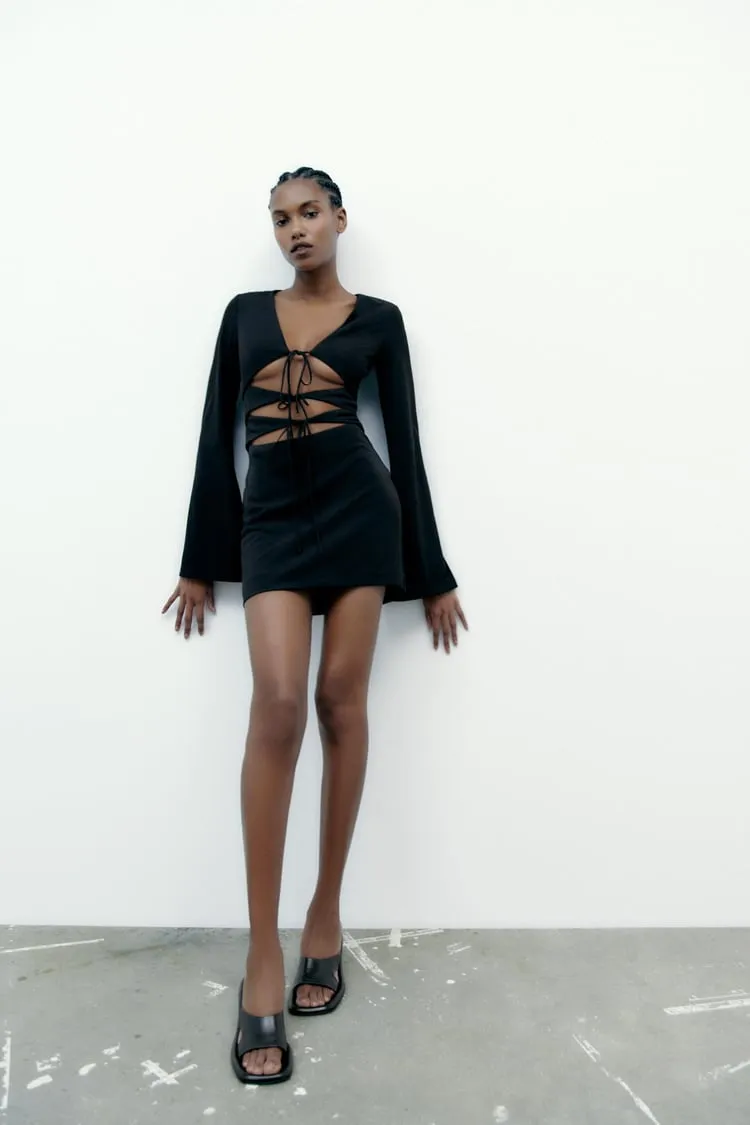 CUT OUT MINI DRESS