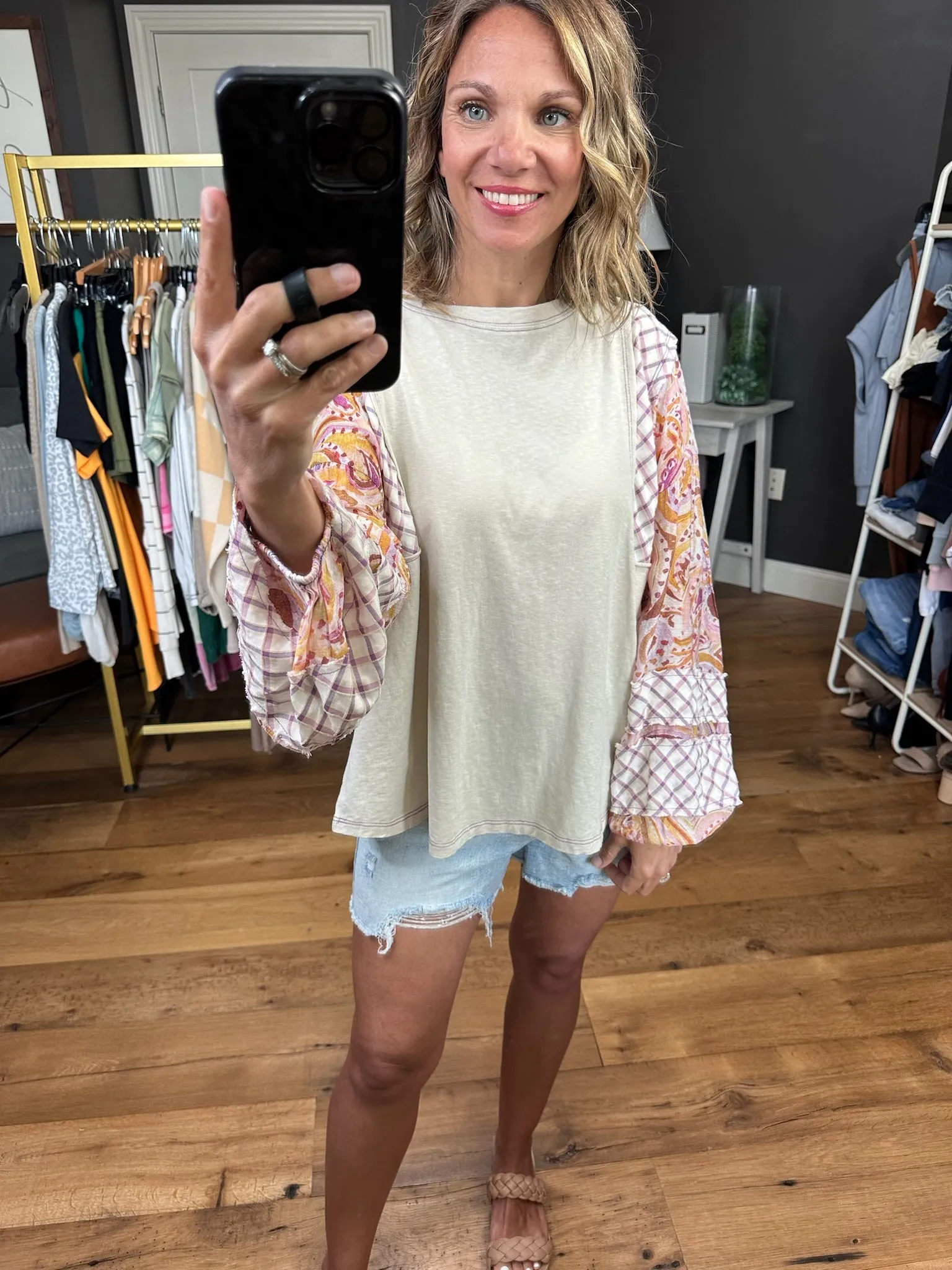 Finding Out Statement Sleeve Top - Khaki