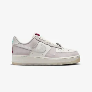 Nike | WMN'S AIR FORCE 1 '07 LX { SAIL/SAIL-SAIL-PLATINUM VIOLET