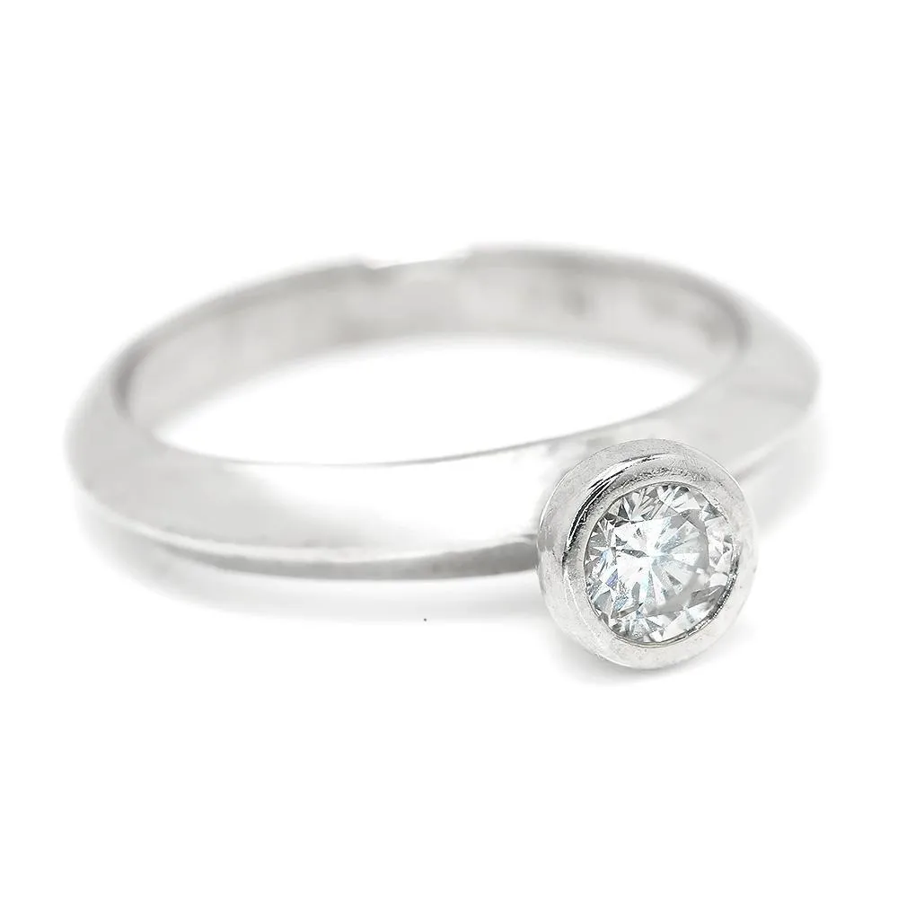 Round Diamond Bezel Set Solitaire Engagement Ring 18K .25ct