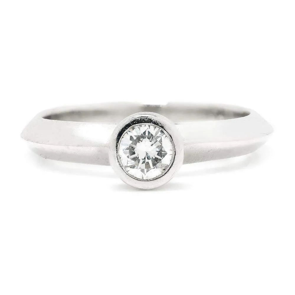 Round Diamond Bezel Set Solitaire Engagement Ring 18K .25ct